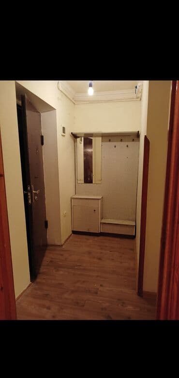 sumqayıtda 2 otaqlı kirayə evlər: Gəncənin tam mərkəzində, 2 otaqlı, təmirli, əşyalı mənzil satılır — 5