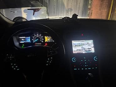 Ford Fusion: 1.5 l | 278168 km Sedan