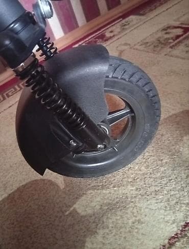 electric moped: Elektrik skuter – oturacaqlı, amortizatorlu Xüsusiyyətlər: - Ön və — 2