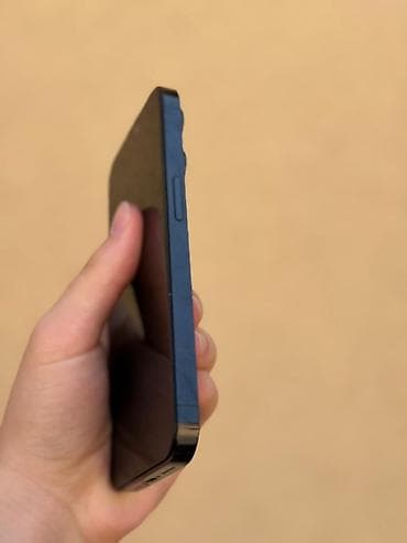 iphone 13 gence: IPhone 14 Pro, 128 GB, Qara, Simsiz şarj, Face ID — 5