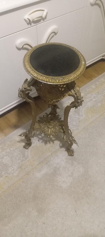 tumbucka mebel: Digər stend növü, Metal — 1