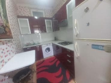 Bakı, 4 otaqlı, Köhnə tikili, 200 kv. m