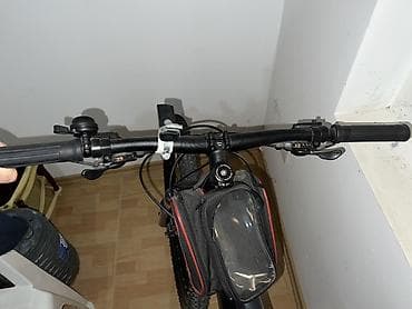 Велоаксессуары: Cube dağ velosipedi Texniki xüsusiyyətlər: - Alüminium hardtail — 4