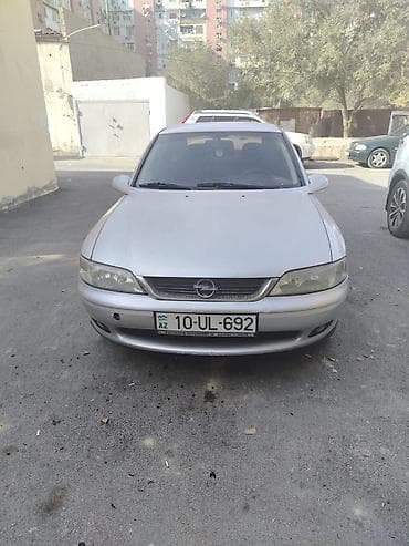 opel vectra b: Opel Vectra: 1.6 l | 1998 il 53464 km Sedan — 9