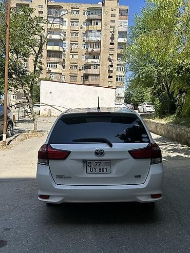 Toyota Corolla: 1.5 л | 2019 г. Универсал — 5