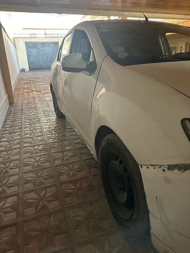 disk təkər r16: Renault Logan: 1.6 l | 2013 il 456457 km Sedan — 4