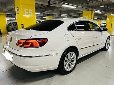 bmw 525 d: Volkswagen Passat CC: 1.8 l | 2013 il Sedan — 6