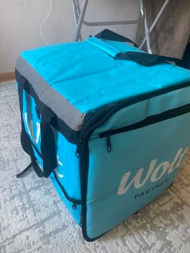 1hefte istifade olunub.Yenisinden ferqi yoxdu.Wolt çatdırılma çantası