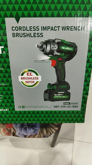 NewBeat simsiz zərbəli гайковёрт (Cordless Impact Wrench Brushless)