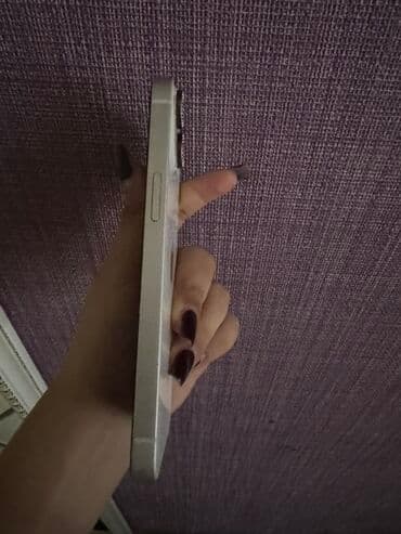 ipad mini 6: IPhone 13, Ağ, Simsiz şarj — 4