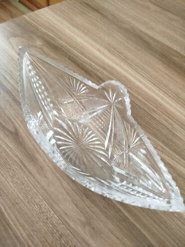 şüşə qab: 2si 35 manat Kəsimli naxışlarla bəzədilmiş şüşə/kristal qab - — 4