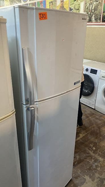 soyducu satisi: 2 qapılı Sharp Soyuducu Satılır, rəng - Ağ — 1