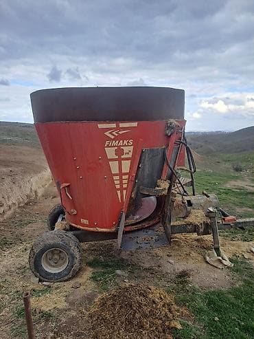 FIMAKS 3 m³ vertikal yem qarışdırıcı – traktorla qoşulan TMR mikser -