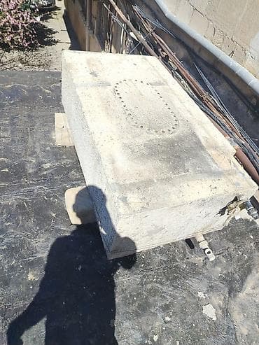 yağmur su cənləri: Dural bak Beton su çəni – dam üstü üçün texmini 300.400 lt - — 2