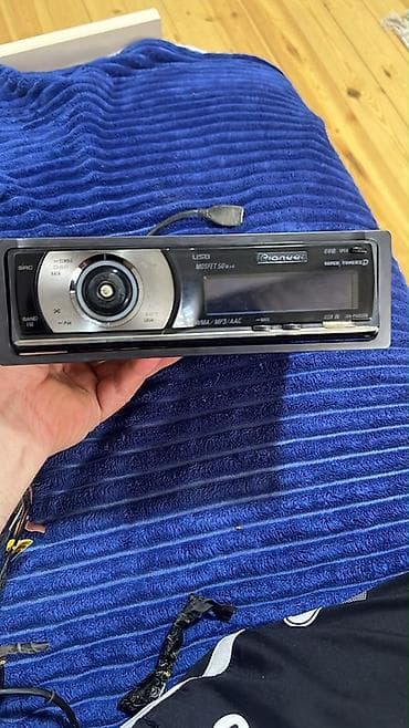 iphone dubay variantı: Pioneer 7150 avtomobil maqnitolası təqdim olunur. Şəkillərdə göründüyü — 2