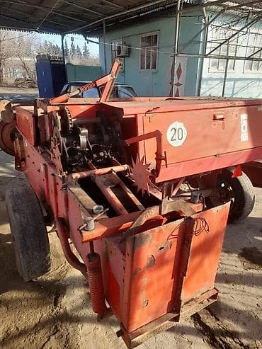 maz kran satilir: Saman/yonca balya yığan press (traktora qoşulan) - Traktor qoşqusu — 2