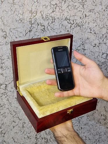 canon powershot 500: Nokia 8, цвет - Черный, Кнопочный — 5