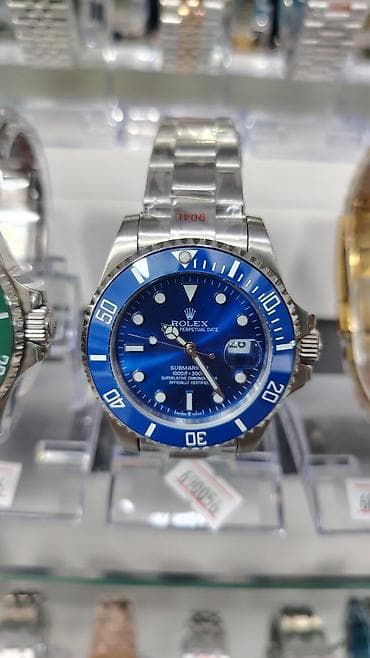 bil: Rolex saat kolleksiyası – vitrində təqdim olunan modellər: - Rolex — 8