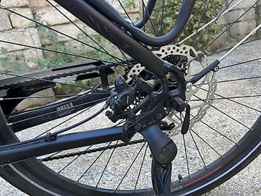 velosiped sekilleri: İşlənmiş Elektrik velosipedi 28", sürətlərin sayı: 10, 750 < Vt, Ünvandan götürmə — 10
