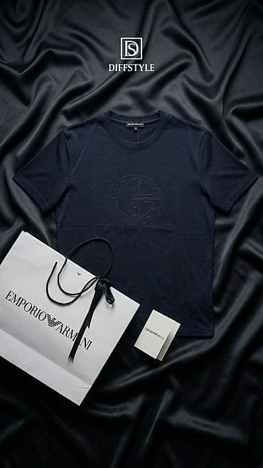 stringer alt geyimi: Emporio Armani kişi T‑şörtü - Model: Emporio Armani qısaqol, kruq — 1