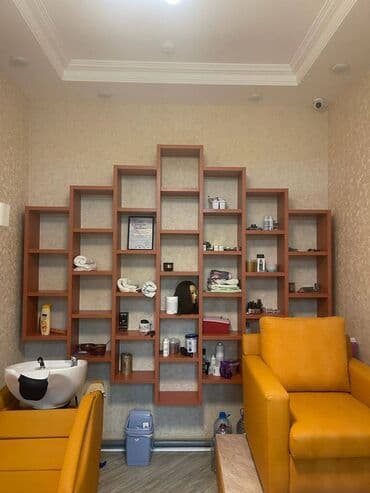 nerimanov icare obyekt: Babək prospekti yerləşən salon ümumi sahəsi 135 kv,m olan, təmirli ayi — 4