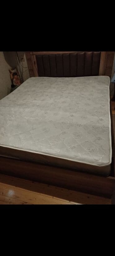 Çarpayılar: İşlənmiş, İkinəfərlik çarpayı — 1