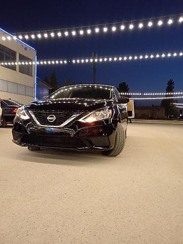 tesla model s: Nissan Sentra: 1.8 l | 2017 il Sedan — 4
