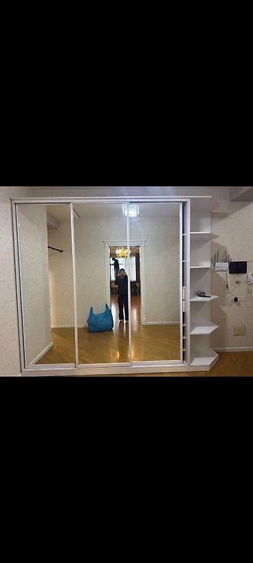 ENDİRİM Dehliz mebeli satılır 370 manata Dərini 60sm, hündürü 2.5 m