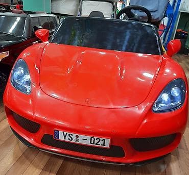 Uşaq avtomobili Porsche Möhtəşəm rəngi ilə ilk görüşdə özünə aşiq edən — 4