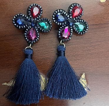 mona pancevo: Boho/etnik üslubda parlaq aksesuar dəsti Məhsul tərkibi: - Kütləvi — 10