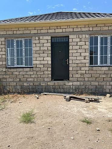 Türkan qəs. 3 otaqlı, 83 kv. m, Kredit var, Təmirsiz