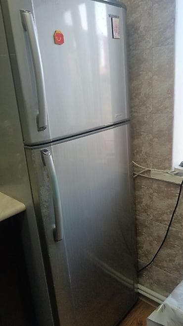 İşlənmiş 2 qapılı Samsung Soyuducu Satılır, rəng - Gümüşü — 1