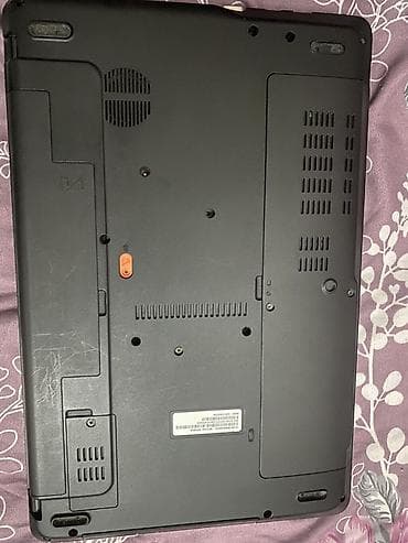 irşad noutbuk: Acer noutbuk Xüsusiyyətlər: - Ekran: 15.6" (LED), veb-kamera yuxarı — 5
