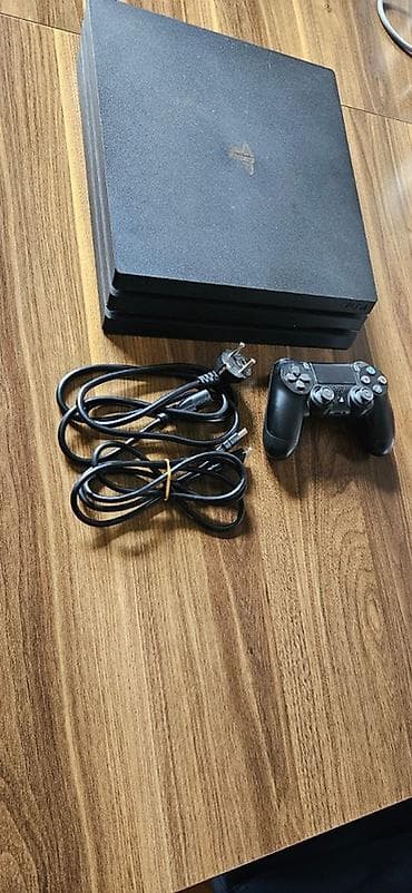 android box tv: PlayStation 4 Pro (PS4 Pro) oyun konsolu Komplekt: - PS4 Pro konsolu — 2