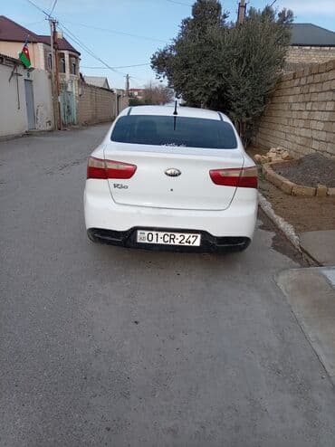 vaz 2108 satilir: Kia Rio: 1.4 l | 2012 il Sedan — 5