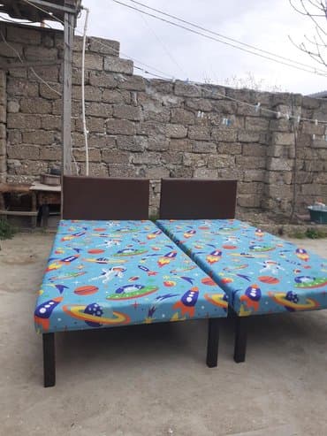 Çarpayı 
Taza hazırı var
Çatdırılma münasib qiymata — 1