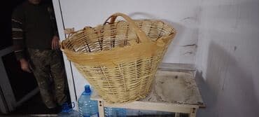 Həsir səbətlər, böyuk ölçülü, əla vəziyyətdə, 10 ədəd var