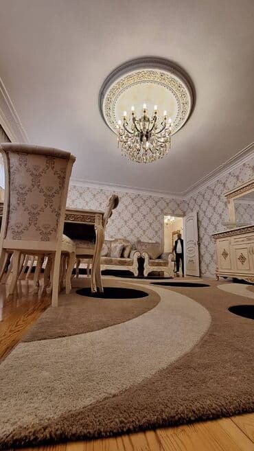 4 otaqlı ev çertyojları: Bakı, Bakıxanov qəs., 4 otaqlı, Köhnə tikili, m. Neftçilər, 130 kv. m — 2