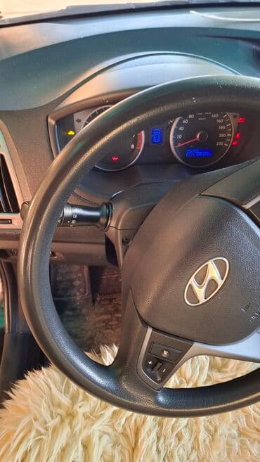 фольксваген гольф 1 6: Hyundai i20: 1.4 л | Хэтчбэк — 7