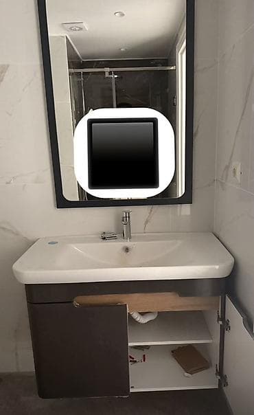 hamam üçün şkaf: Hamam üçün lavabo və dolab dəsti - Üst hissə: geniş, ağ rəngli — 2