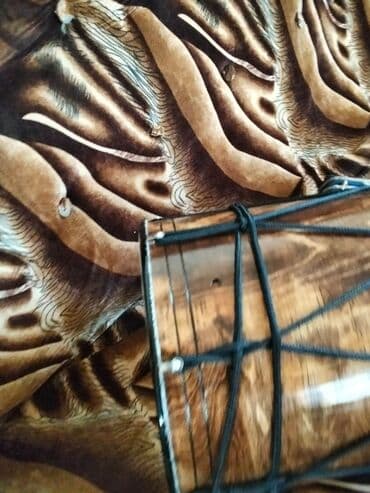 Digər musiqi alətləri: Nagara – taxta gövdəli, ikiüzlü zərb aləti - Korpus: cilalanmış — 3