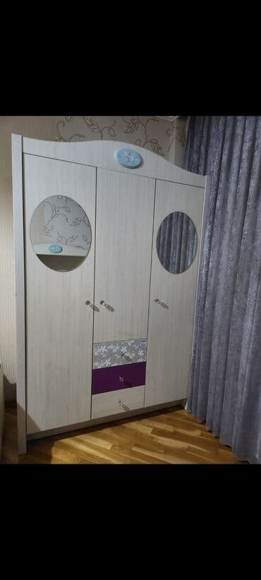 Kasalar: Oğlan və qız üçün, 2 təknəfərlik çarpayı, Dolab — 3