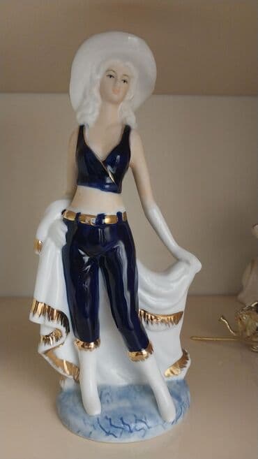 Heykəlciklər: Heykəlcik, 1975 il, Farfor, İtaliya, Ödənişli çatdırılma — 1