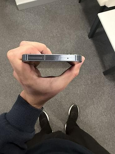 htc one a9 16gb silver: Samsung Galaxy A55, 256 GB, rəng - Boz, Barmaq izi — 4