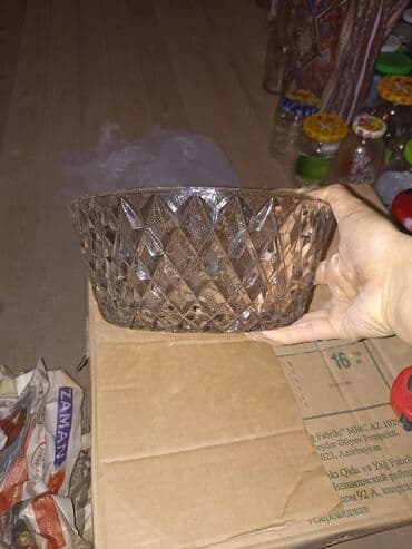 xrustal konfet qabı: Klassik kəsimli şüşə qab 2 ədəddir - Material: qalın, şəffaf şüşə - — 1