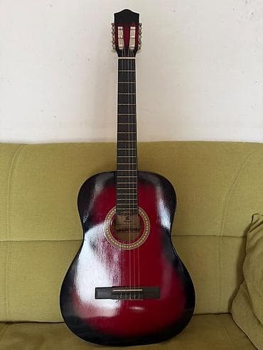 elektron gitara: Gitara satılır tam işləkdir simləri yerindədi,cexoluda var.Qiymət — 1