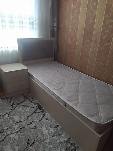 usaq carpayı: Tək nəfərlik çarpayı dəsti Az işlənib - Komplekt: çarpayı, döşək - — 1