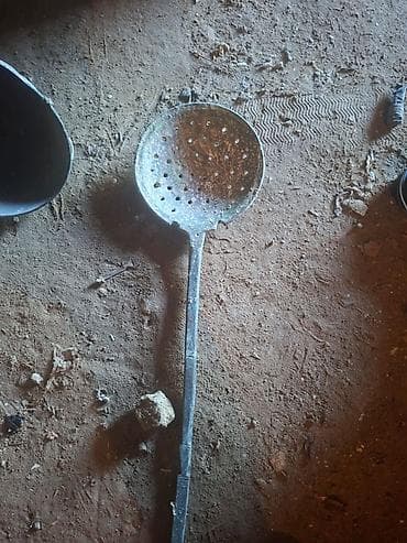 hava matraslari: Metall süzgəc qaşıq – uzun saplı - Material: Tamamilə metaldan — 1