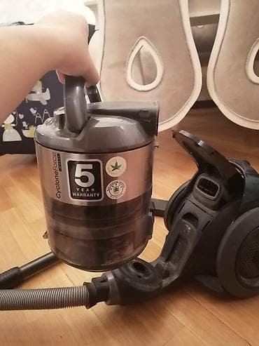 pilitə: Samsung firmasinin tozsorani. Ishlek veziyetdedir. Tozsoranin — 4