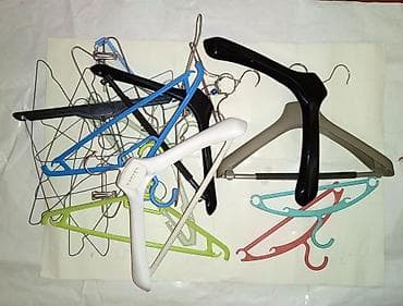 Металлоискатели: Asılqanlar. Geyim asılqanları. Qiyməti 0,50 qəpik bir ədədə. Вешалки — 1